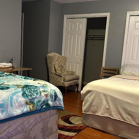 ניוארק Divine Villa Guest House 65 Sherman 6Mins To Airport And 4Mins To Penn Station מראה חיצוני תמונה